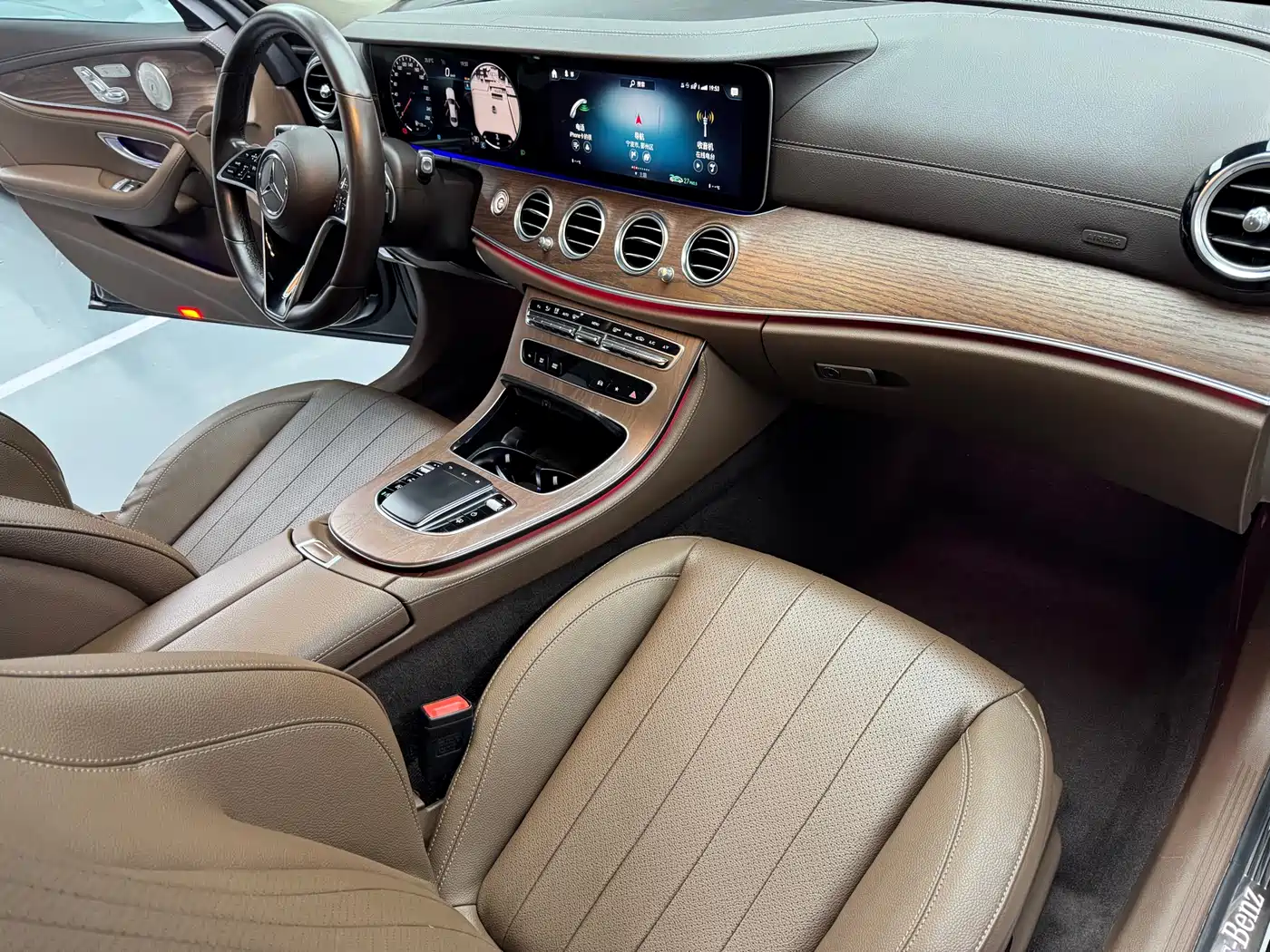 Mercedes-Benz E-Class 2023 E 300 L Luxury фото 12