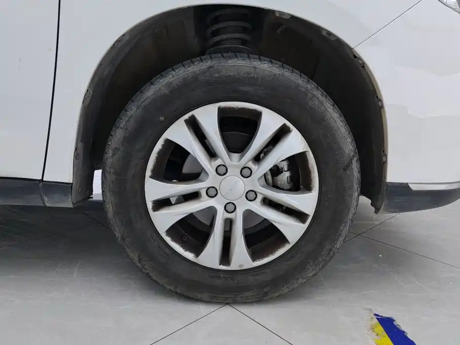 Фото 6 - Haval M6