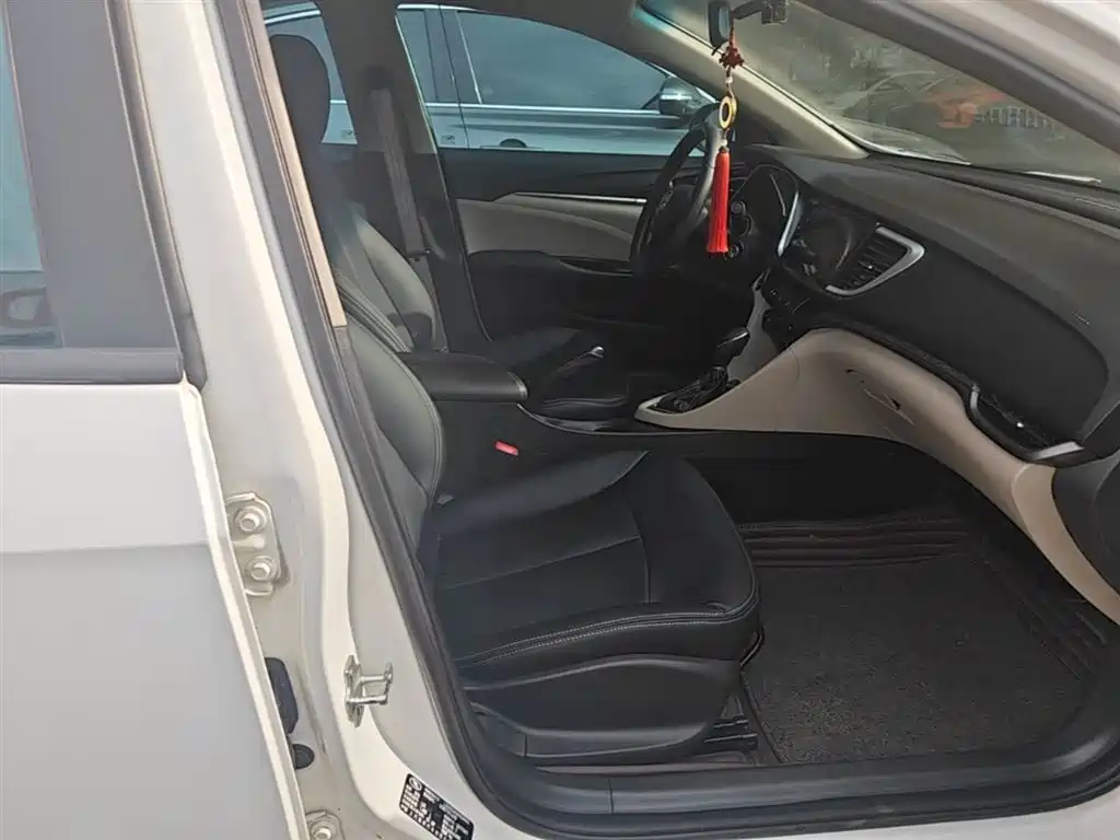 Buick Excelle 2017 15N Automatic Progressive фото 25