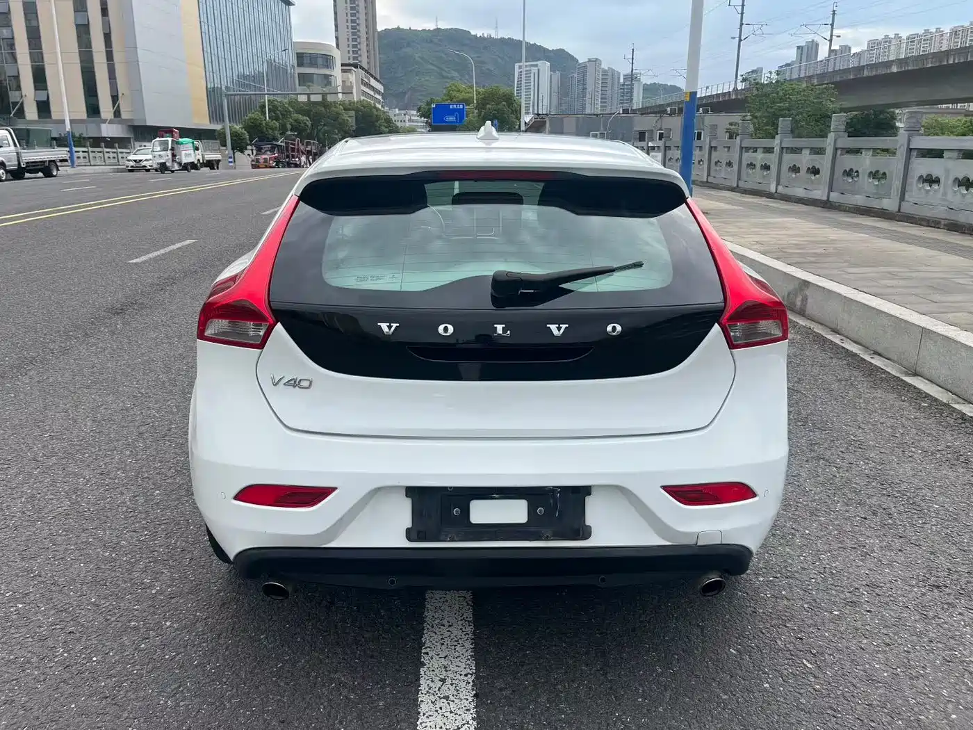 Volvo V40 2013 2014 2.0T Zhiya Edition