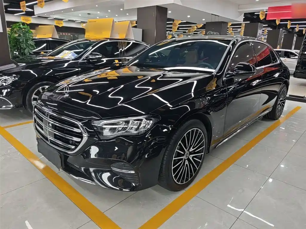 Mercedes-Benz E-Class 2024 E 300 L Fashion