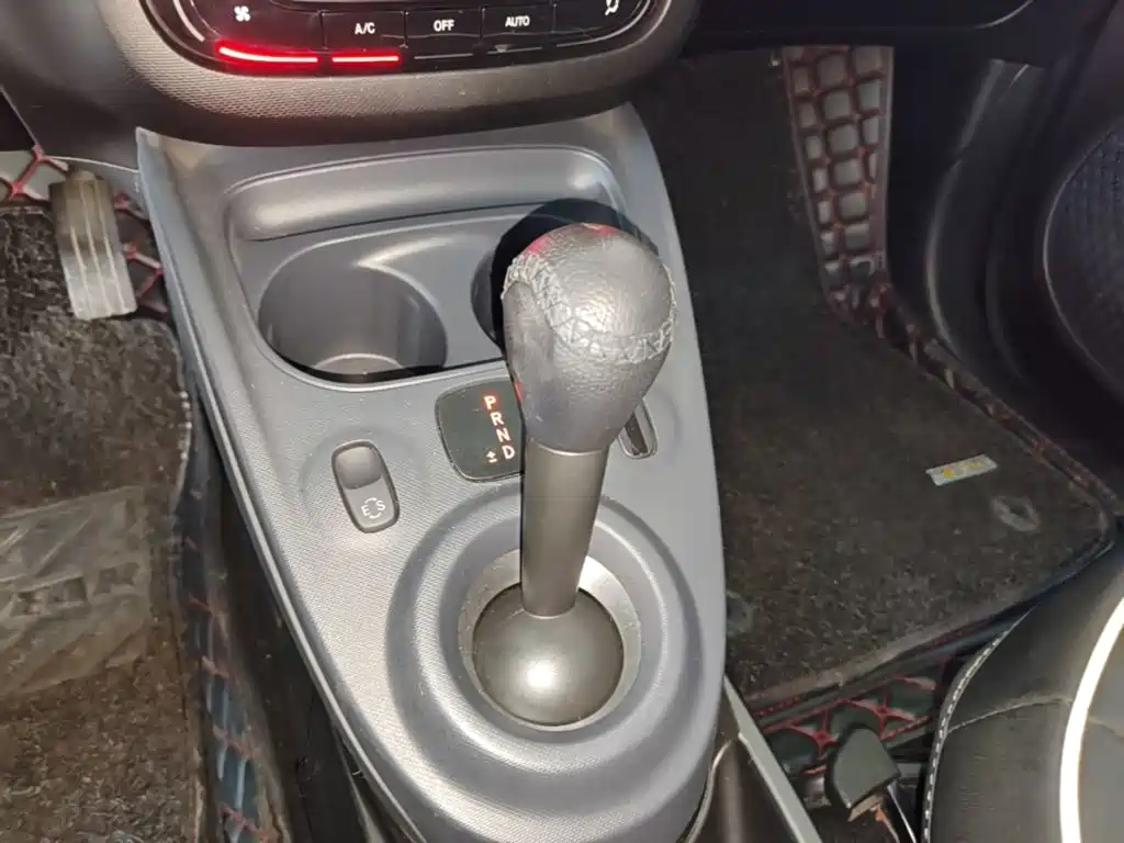 smart forfour 2018 2018 1.0L 52kW Passion Edition