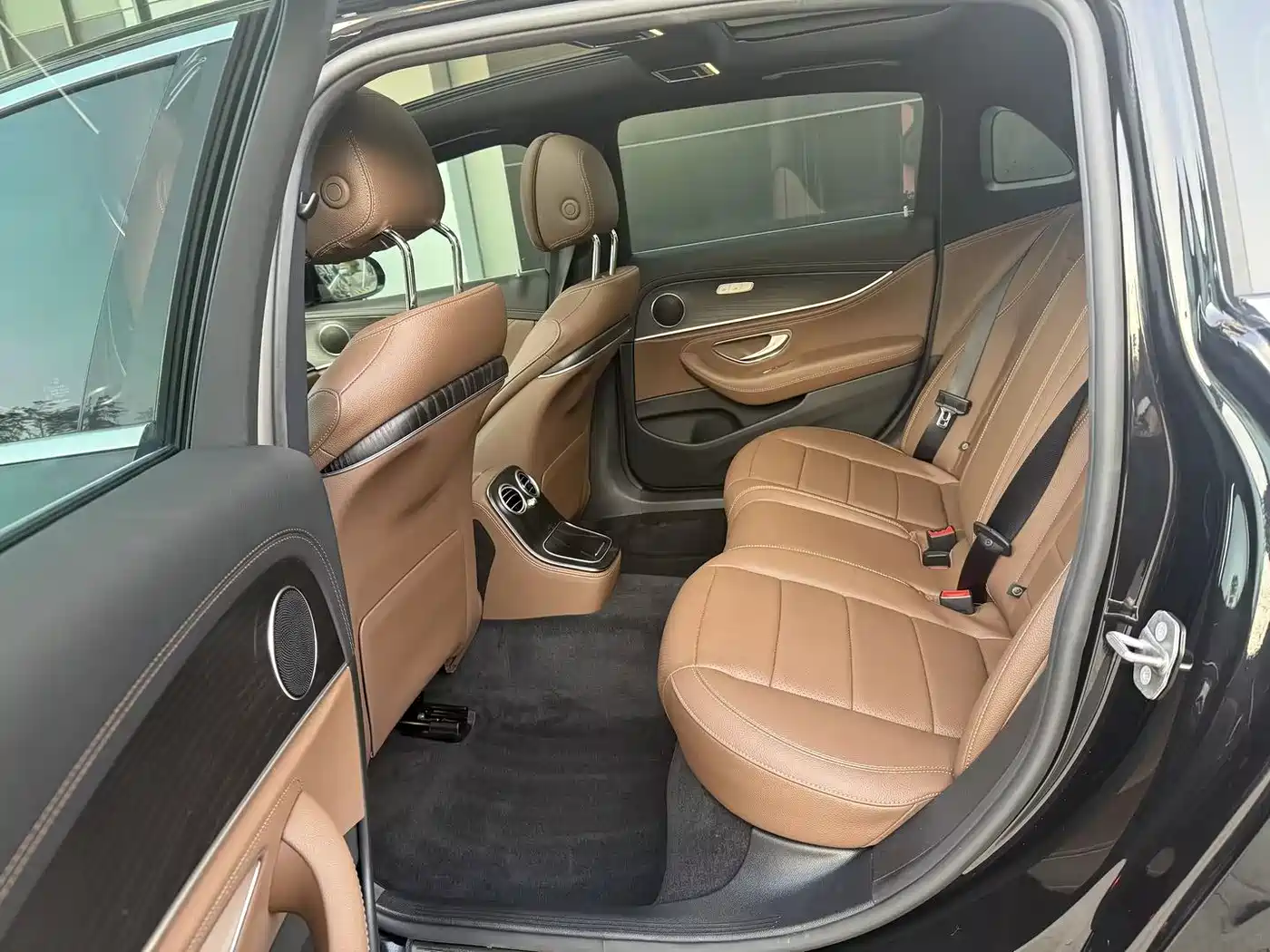 Mercedes-Benz E-Class 2022 Facelift E 260 L Sport фото 10
