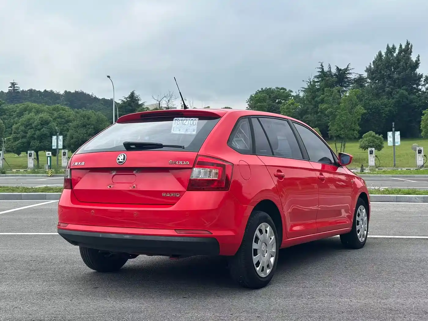 Škoda Skoda Rapid Spaceback 2014 1.6L Automatic乐享版 фото 4