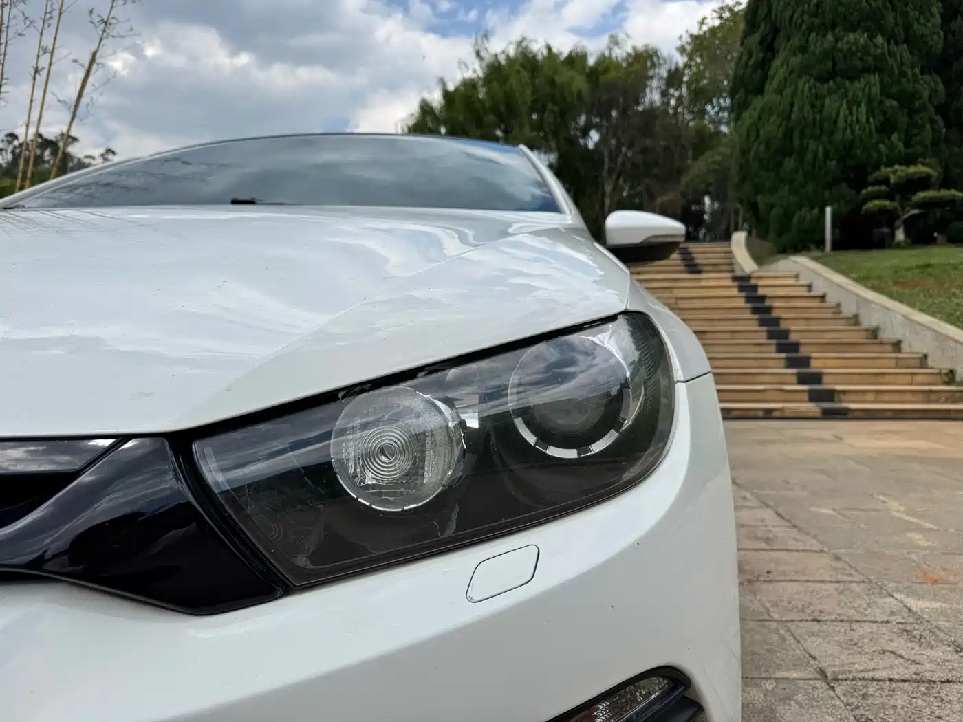Volkswagen Scirocco 2011 2.0TSI Luxury фото 7
