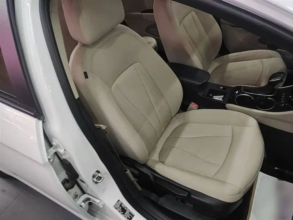 Buick Verano 2018 Sedan 15S Automatic Progressive фото 25