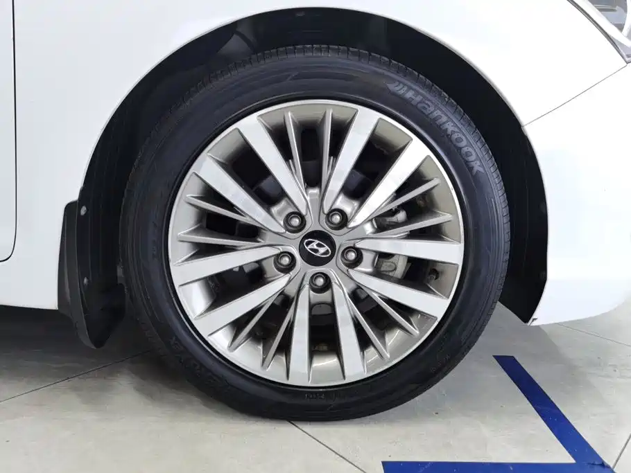 Hyundai Mistra 2019 2017 1.8L Automatic Smart GLS (China V)