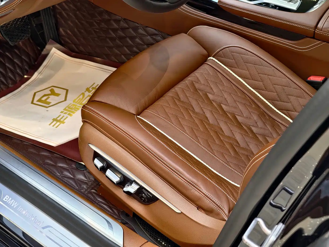 Фото 6 - BMW 7 Series