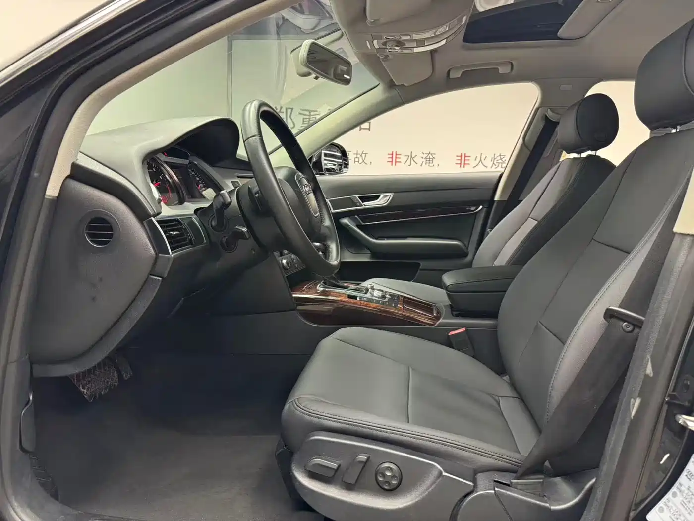 Audi A6L 2011 Model 2.4L Comfort фото 9
