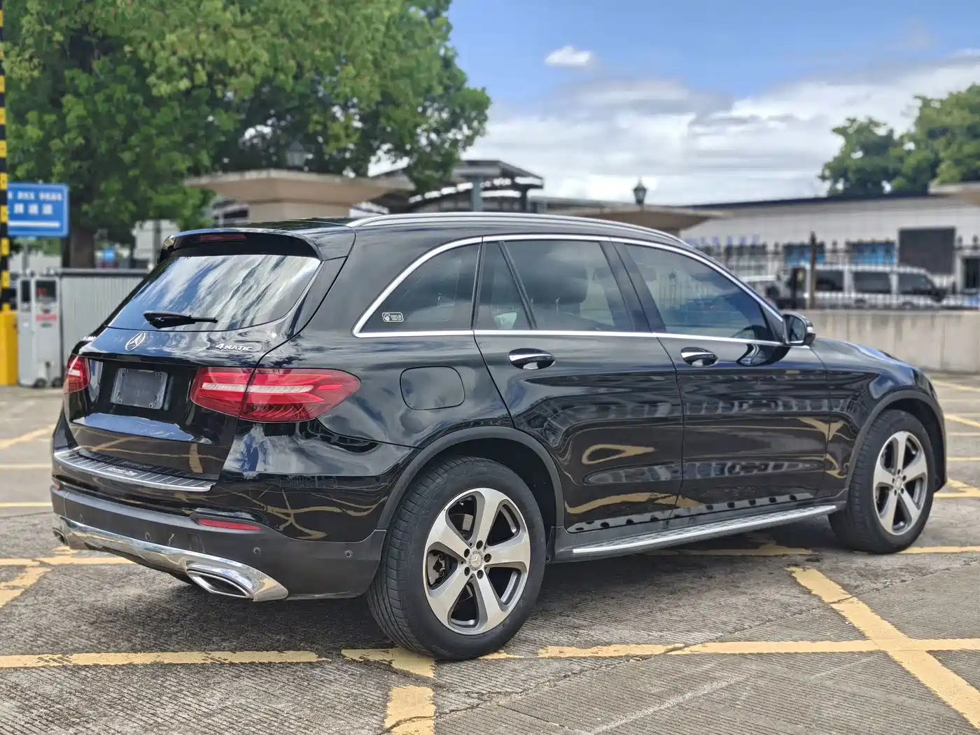 Mercedes-Benz GLC 2016 2016 GLC 300 4MATIC Dynamic