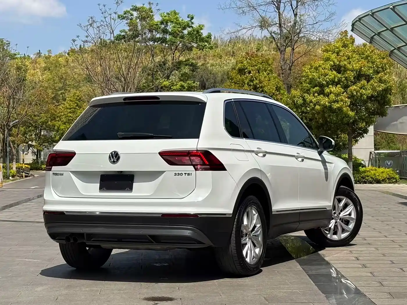Volkswagen Tiguan 2019 330TSI 4WD Smart Edition фото 4