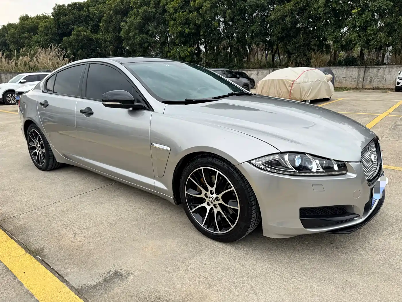 Jaguar XF 2013 2012 XF 3.0L V6 Elegance