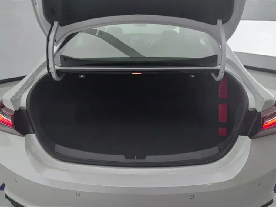 Chevrolet Malibu XL 2023 1.5T RS Edition фото 4
