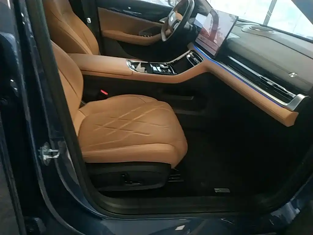 Geely Galaxy Galaxy A7 2025 EM-i фото 20