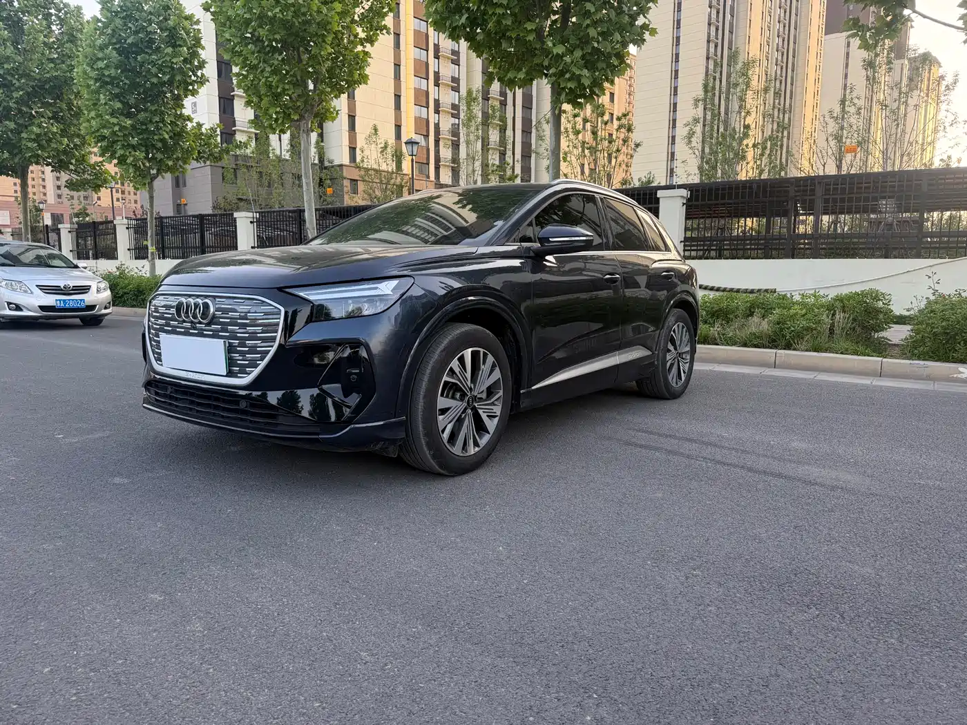 Audi Q4 e-tron 2022 40 e-tron Pioneer Edition