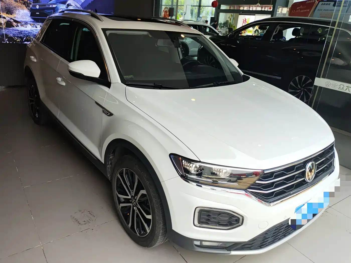 Volkswagen T-ROC 2022 280TSI DSG 2WD Comfort PLUS фото 2