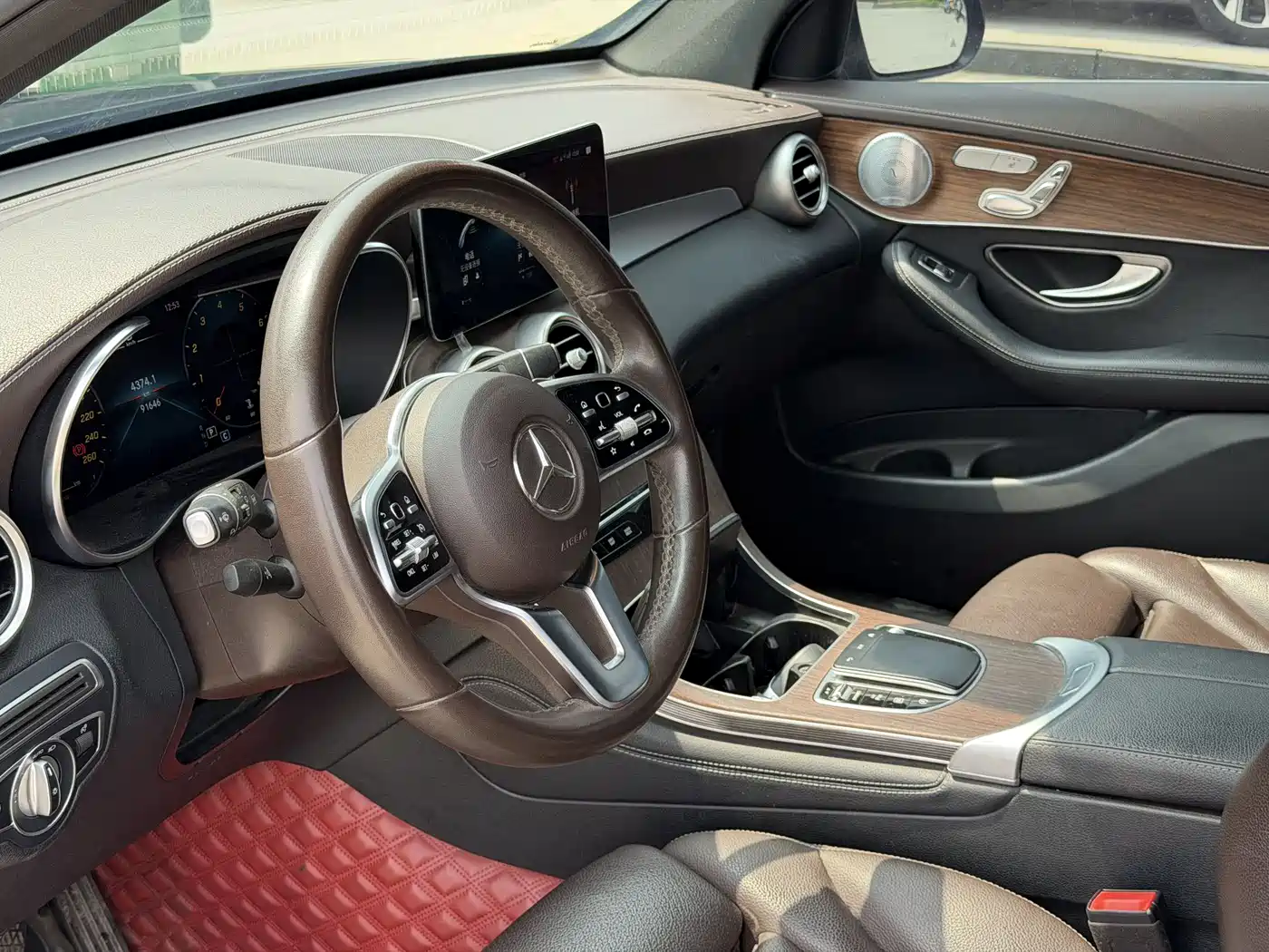 Mercedes-Benz GLC 2021 GLC 300 L 4MATIC Luxury фото 6