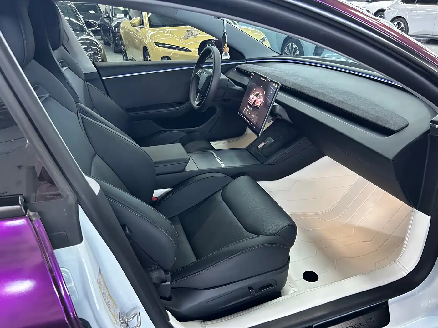 Photo 9 - Tesla Model 3