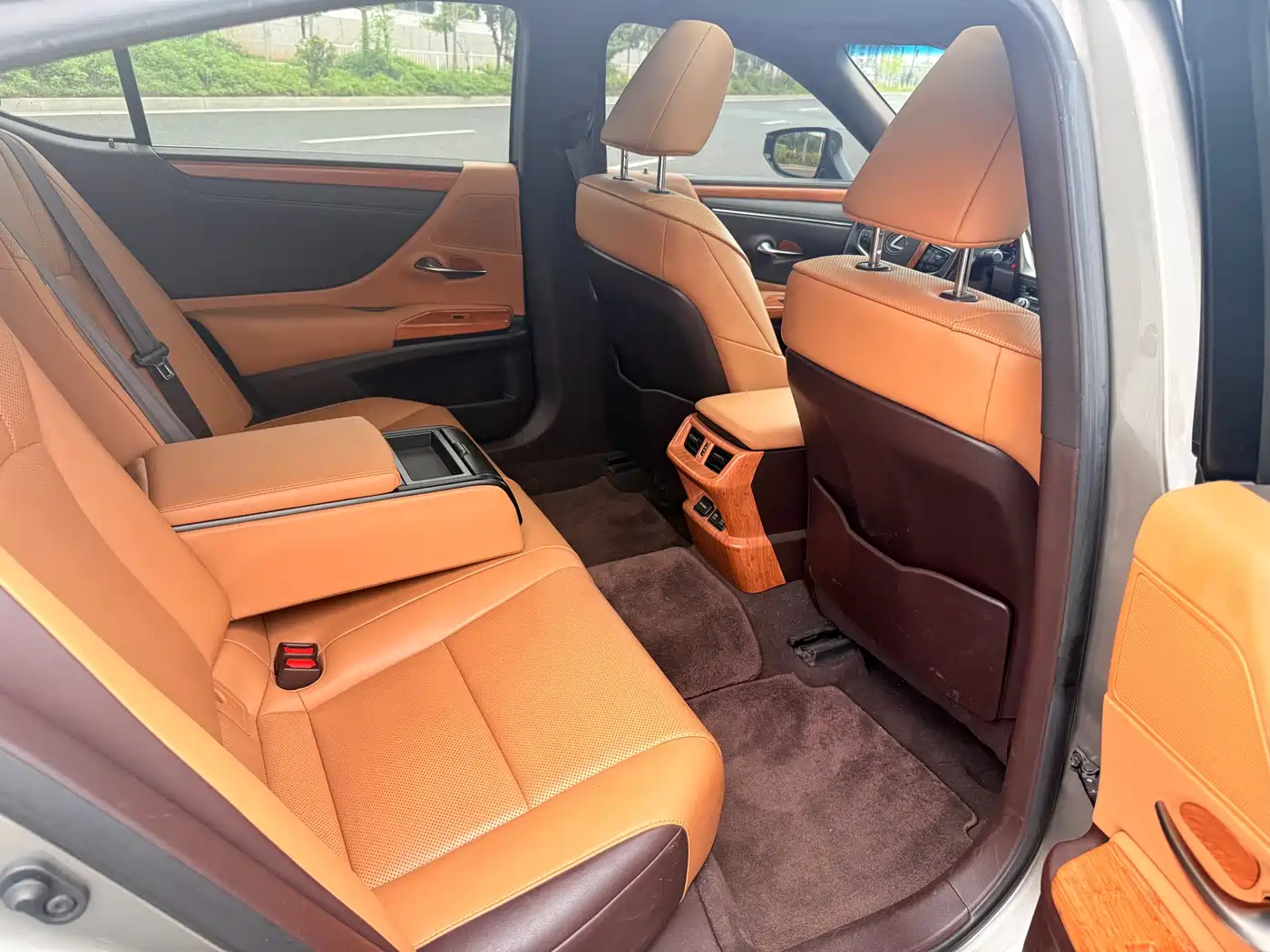Lexus ES 2020 200 Excellence фото 9