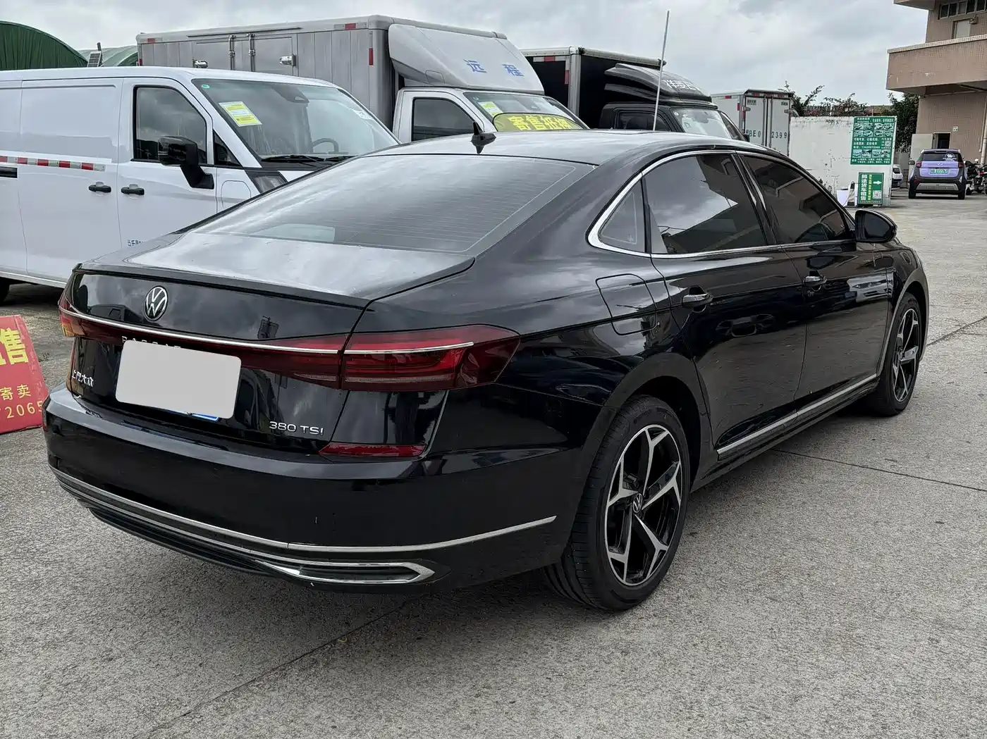 Volkswagen Passat 2025 Outstanding 380TSI Starlight Dragon Soaring Edition фото 4