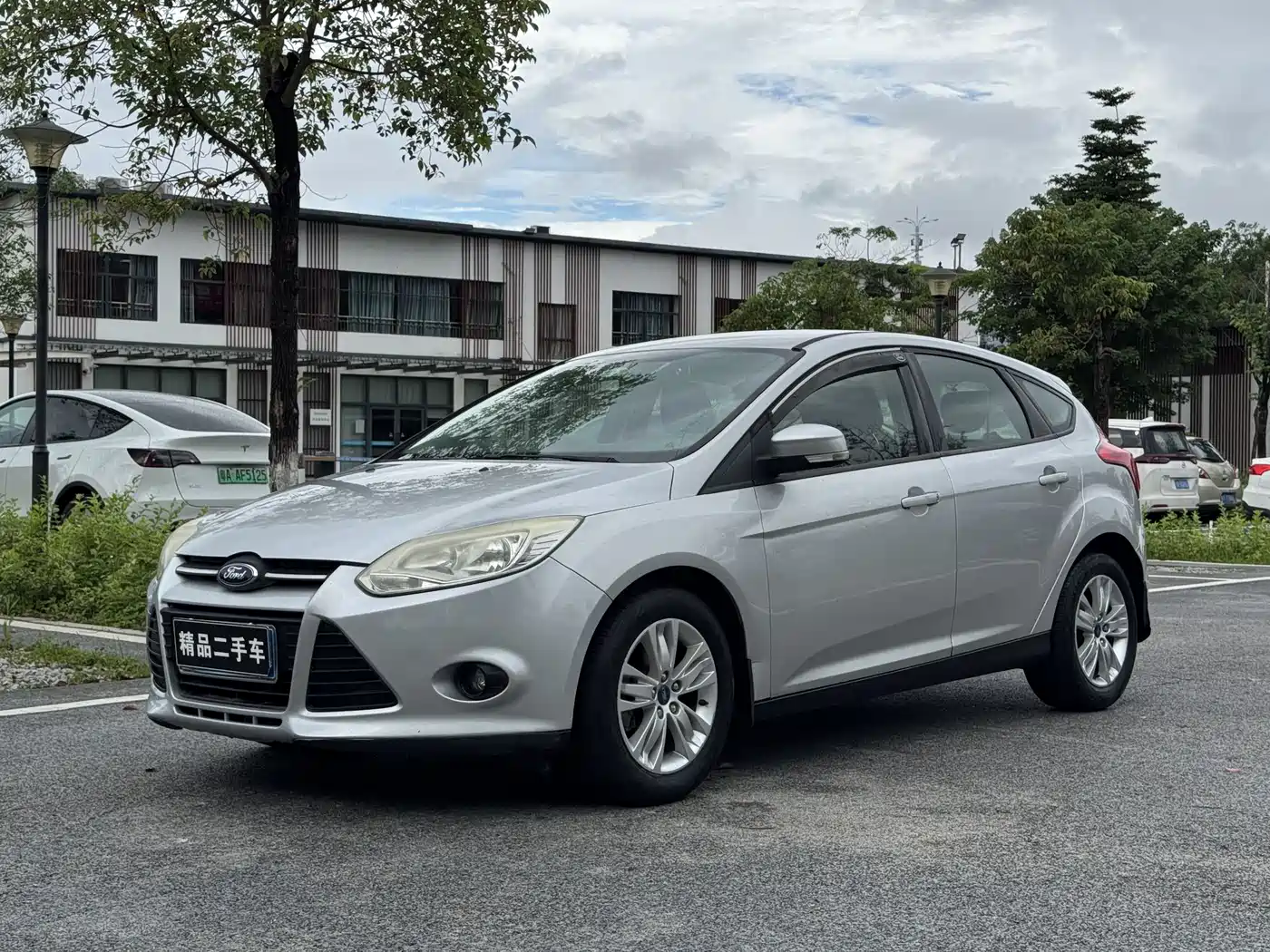Ford Focus 2013 2012 Hatchback 1.6L Automatic Comfort