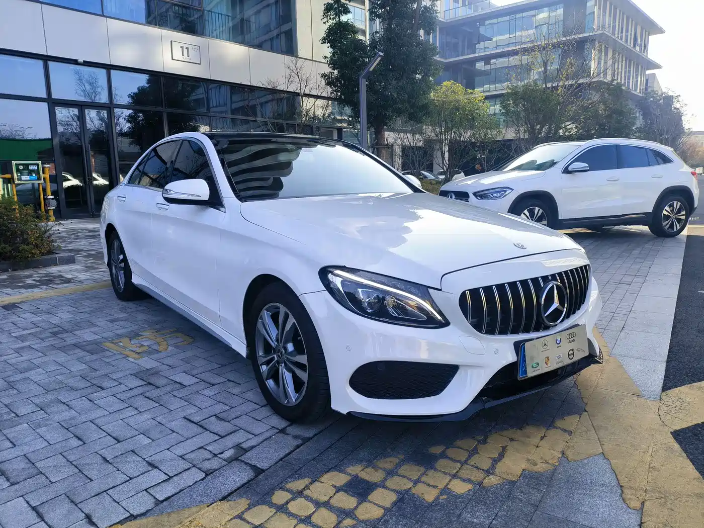 Mercedes-Benz C-Class 2018 C 200 L Sport Edition фото 3