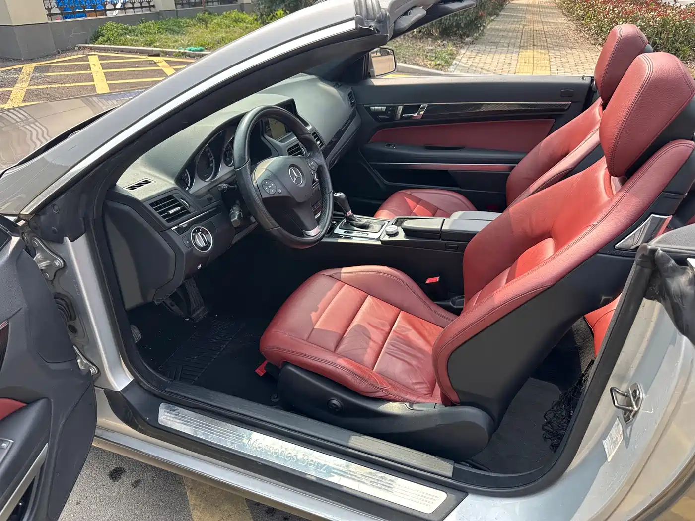 Mercedes-Benz E-Class (Import) 2011 E 260 CGI Convertible фото 7