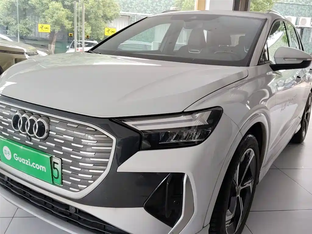 Audi Q4 e-tron 2024 40 e-tron Creation Edition
