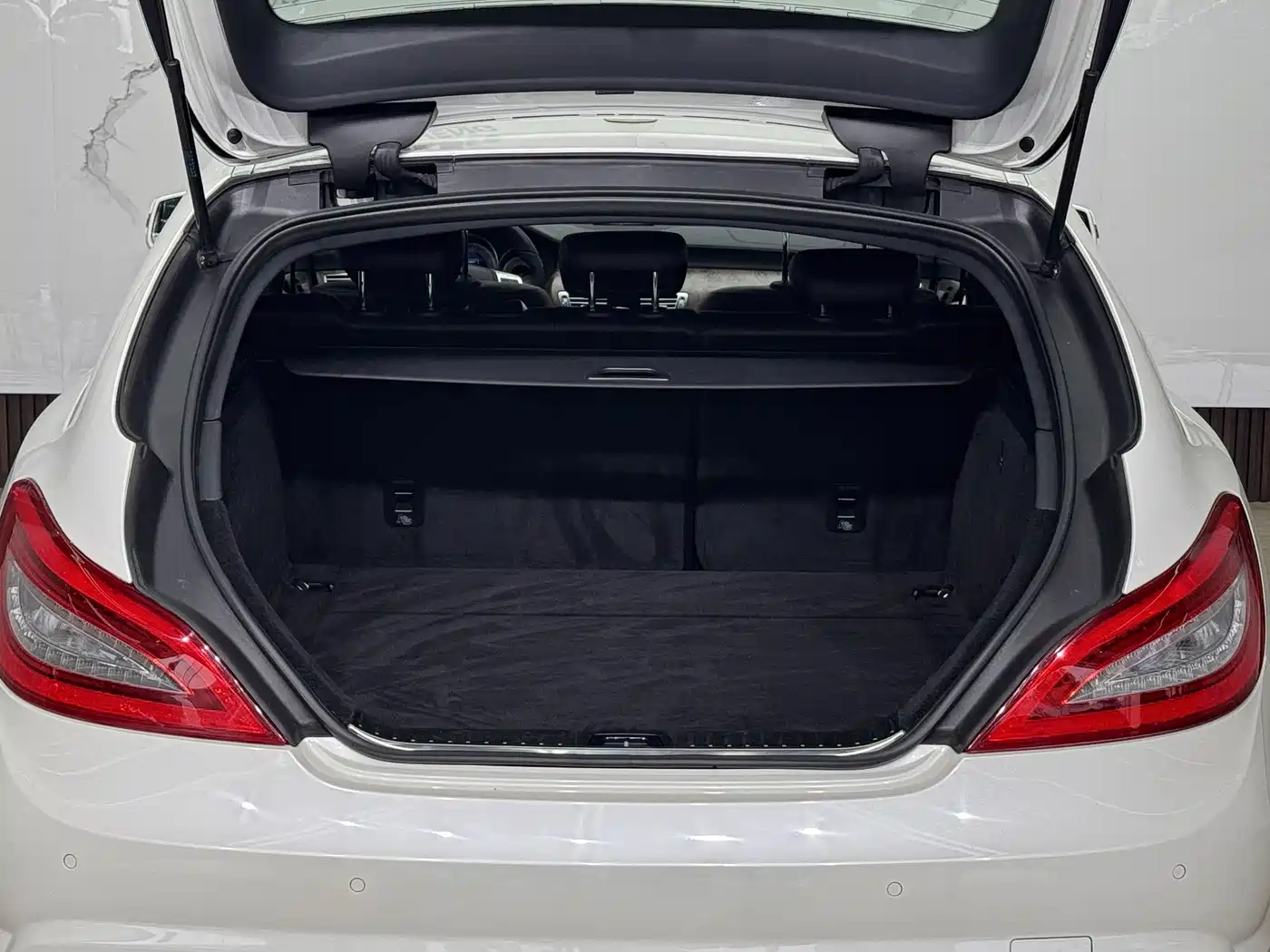 Mercedes-Benz CLS 2013 CLS 350 Shooting Brake Luxury фото 20