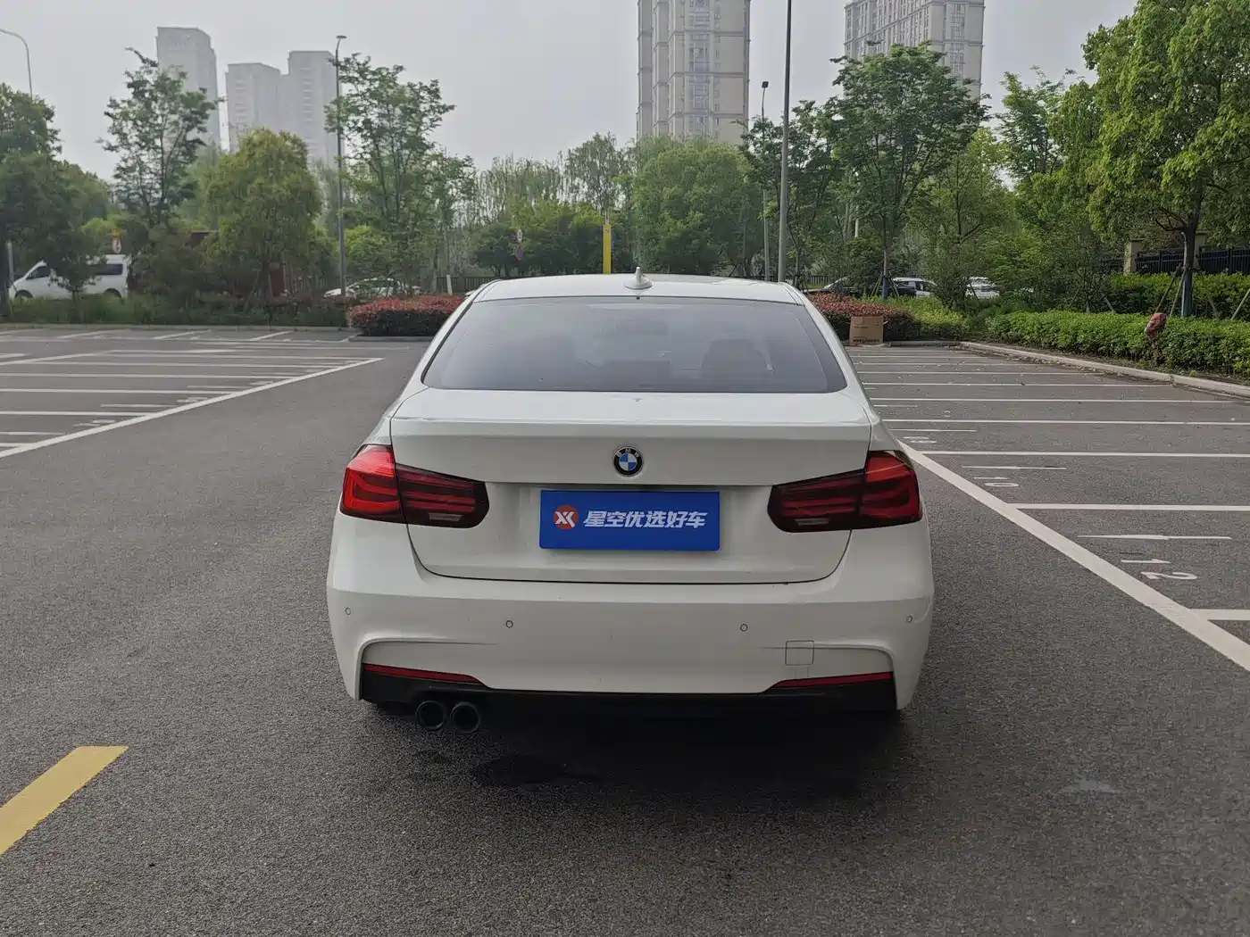 BMW 3 Series 2018 330i M Sport Black Night Edition фото 14
