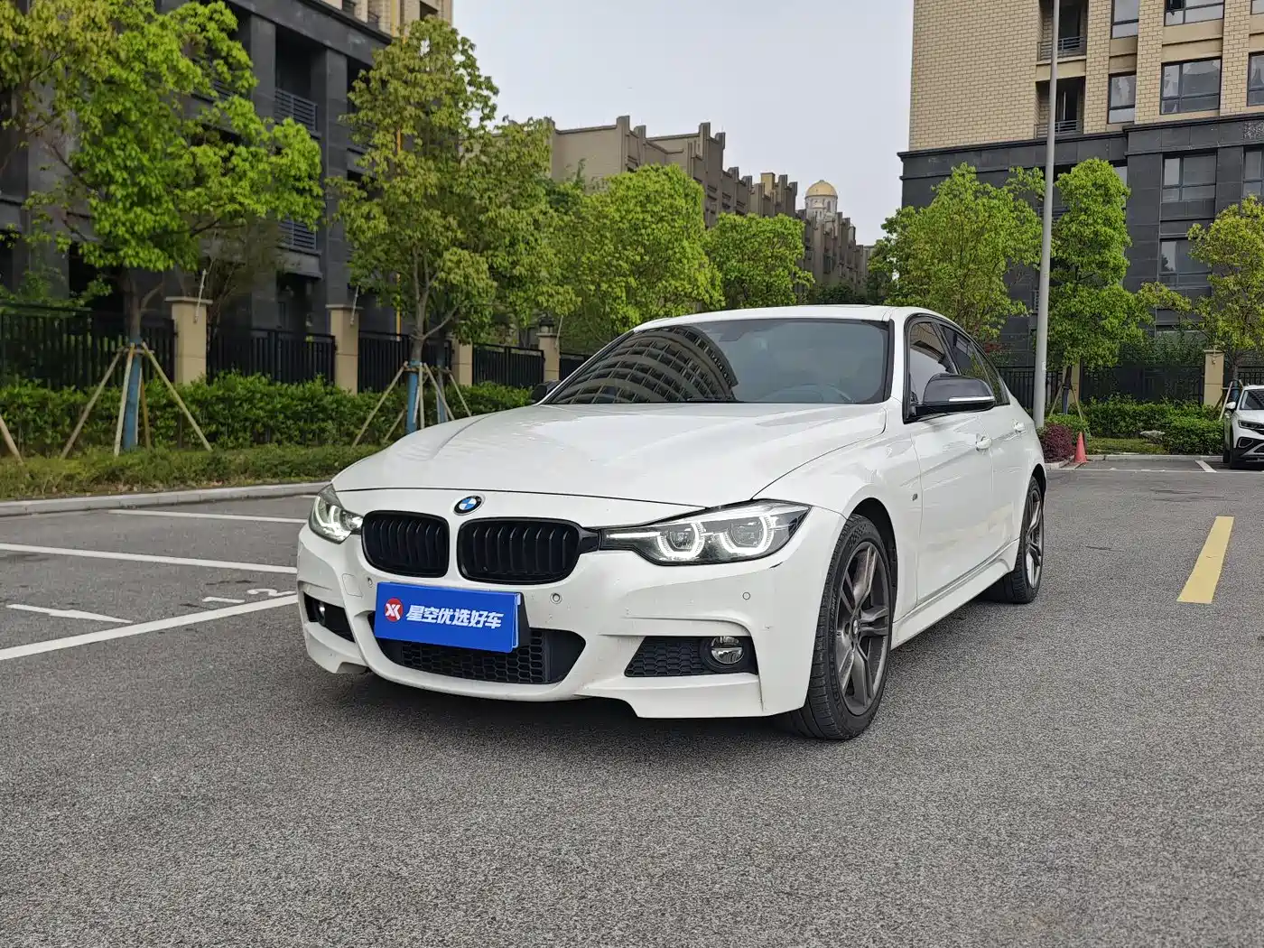 BMW 3 Series 2018 330i M Sport Black Night Edition