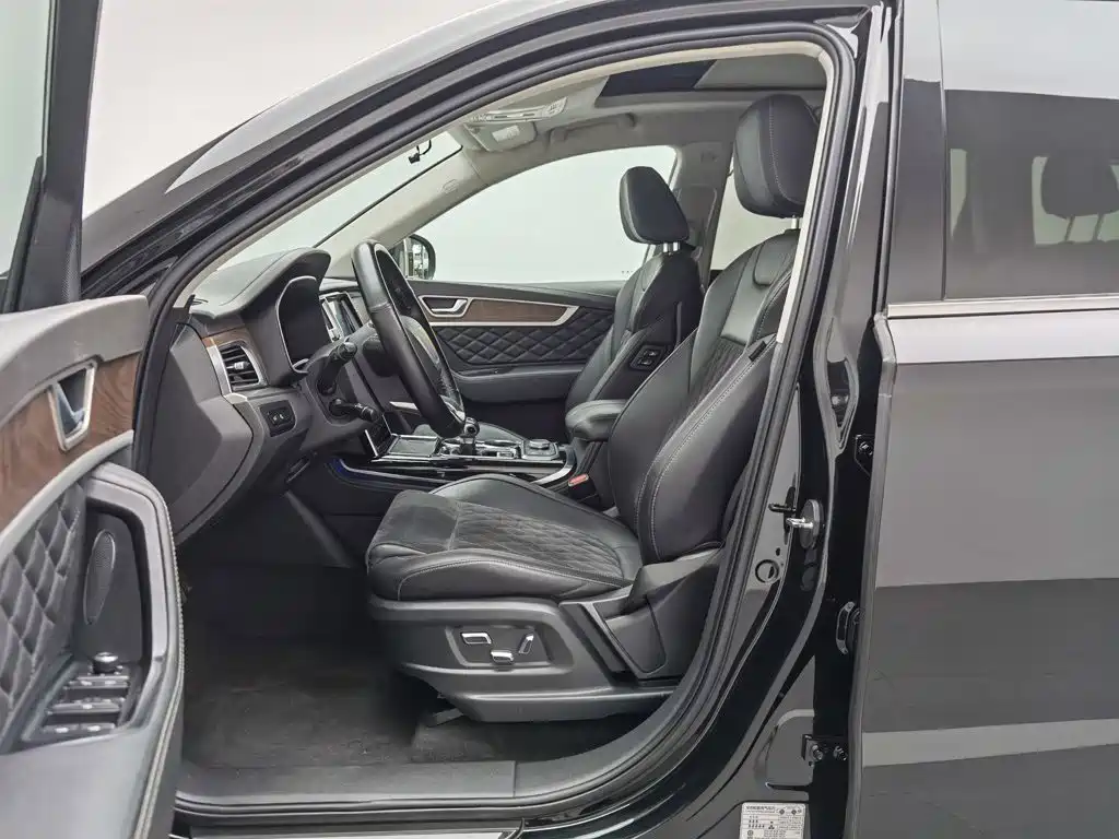 Hongqi HS7 2021 2021 2.0T DCT FWD Smart Connect Qi Chang Edition