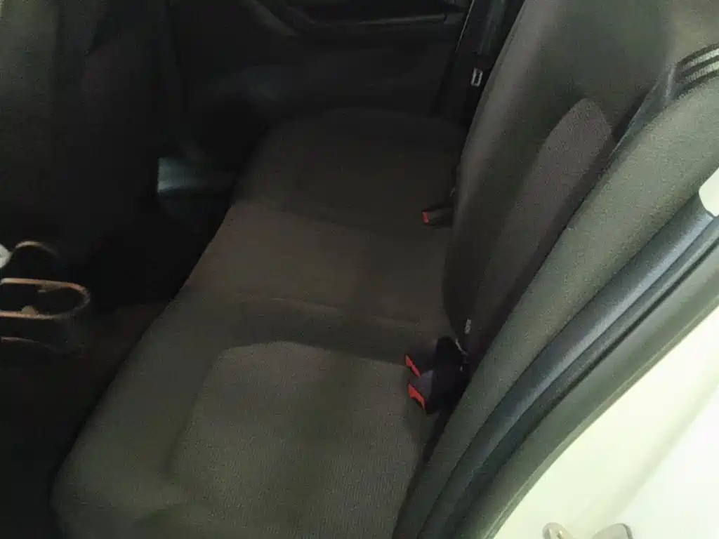 Volkswagen Jetta 2017 1.5L Automatic Fashion фото 17