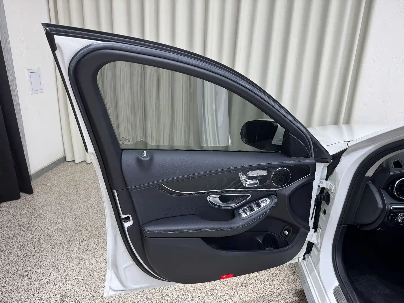 Mercedes-Benz C-Class 2018 C 200 L Sport Edition фото 10