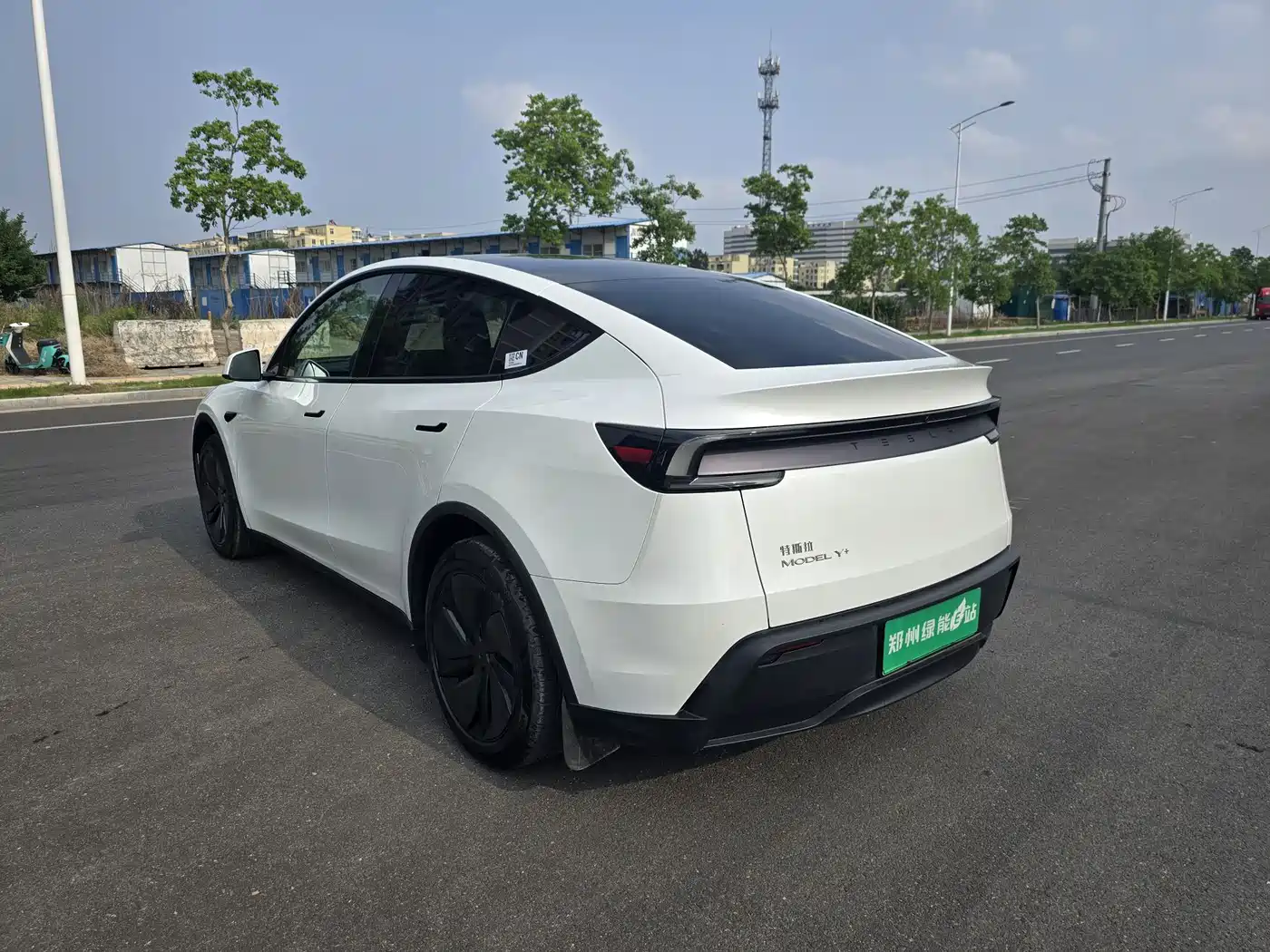 Tesla Model Y 2025 Facelift Long Range All-Wheel Drive фото 7