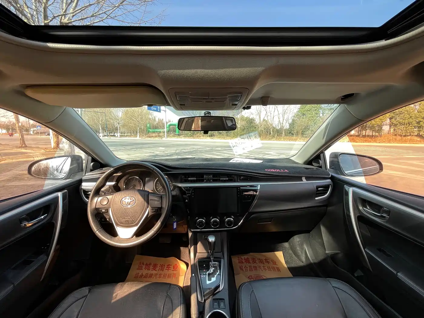 Toyota Corolla 2017 Model 1.2T CVT GL-i Leather Edition фото 12