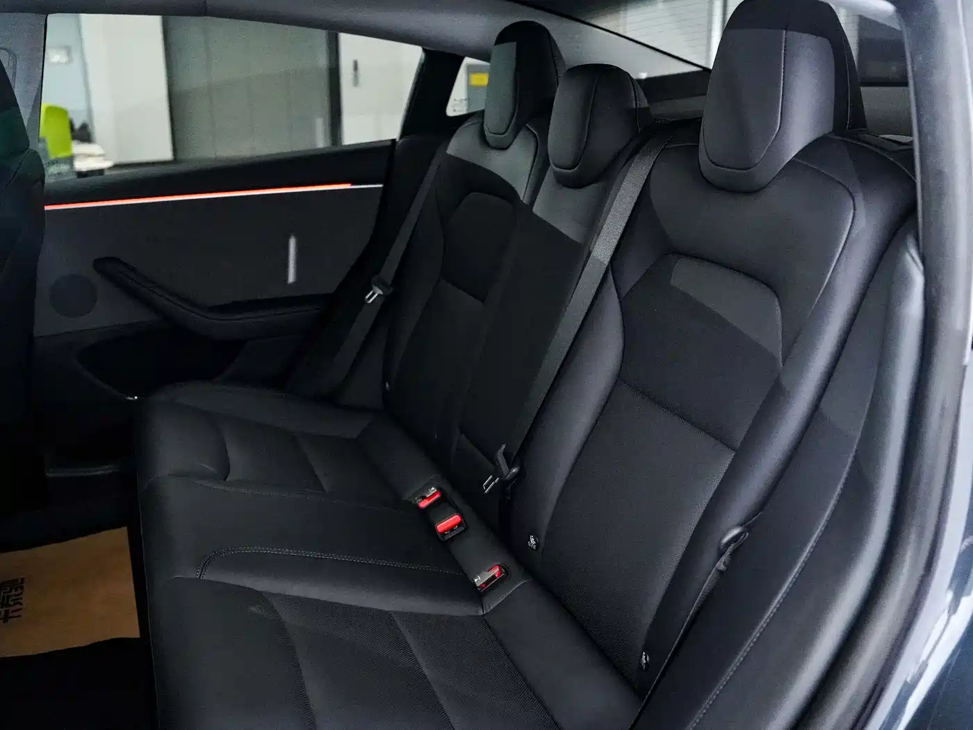 Фото 6 - Tesla Model 3