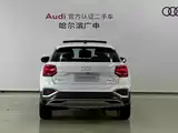 Photo 4 - Audi Q2L