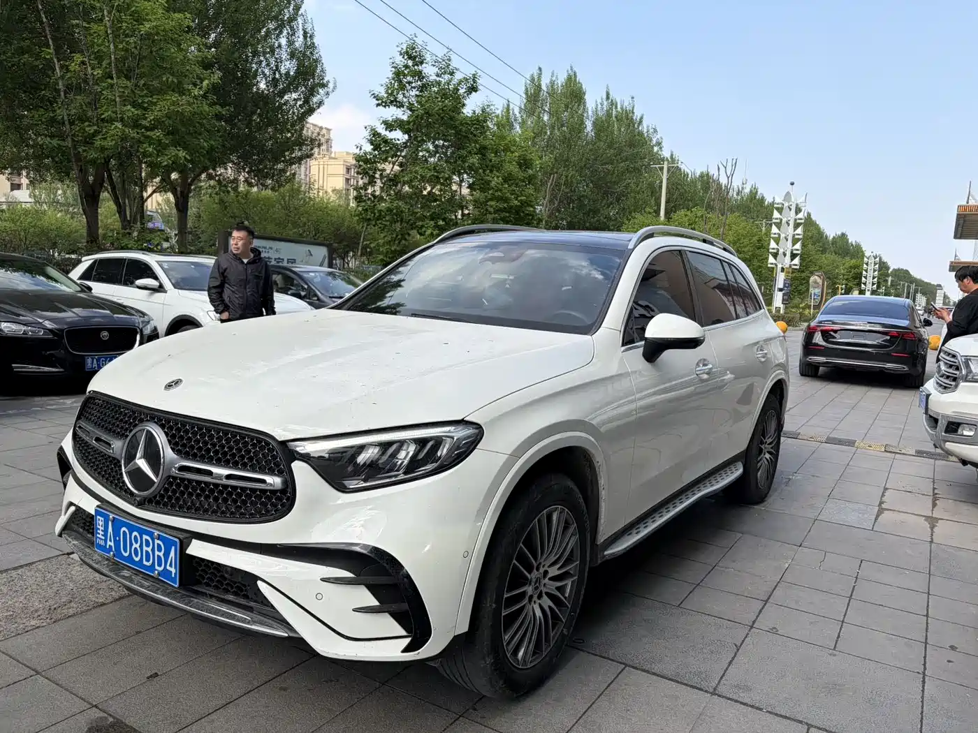 Mercedes-Benz GLC 2023 Facelift GLC 300 L 4MATIC Sport 7-Seater фото 8