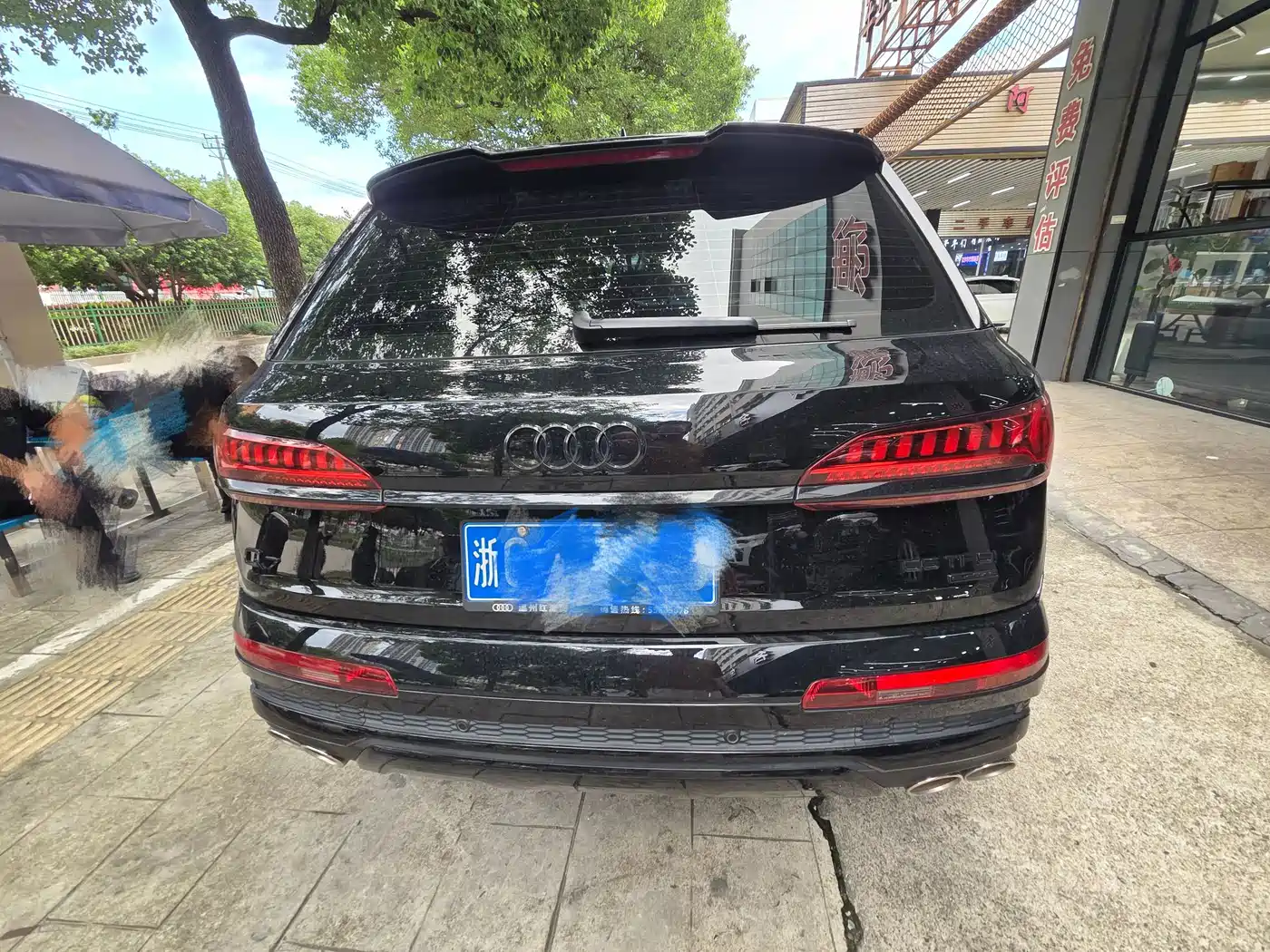 Фото 3 - Audi Q7