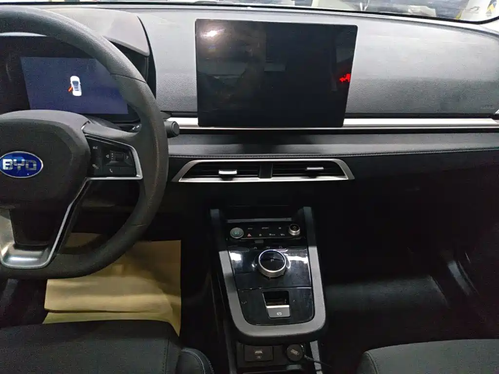 BYD e2 2022 2021 Standard