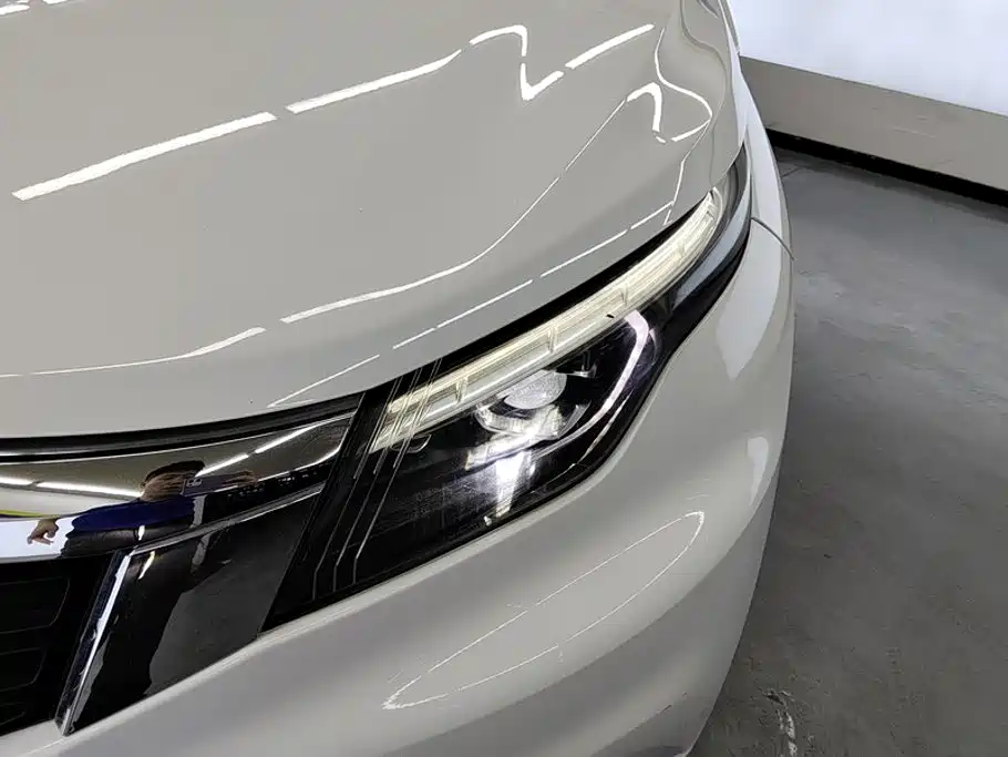 Qoros 5 2020 2019 Qoros 5S 1.6TGDI Premium