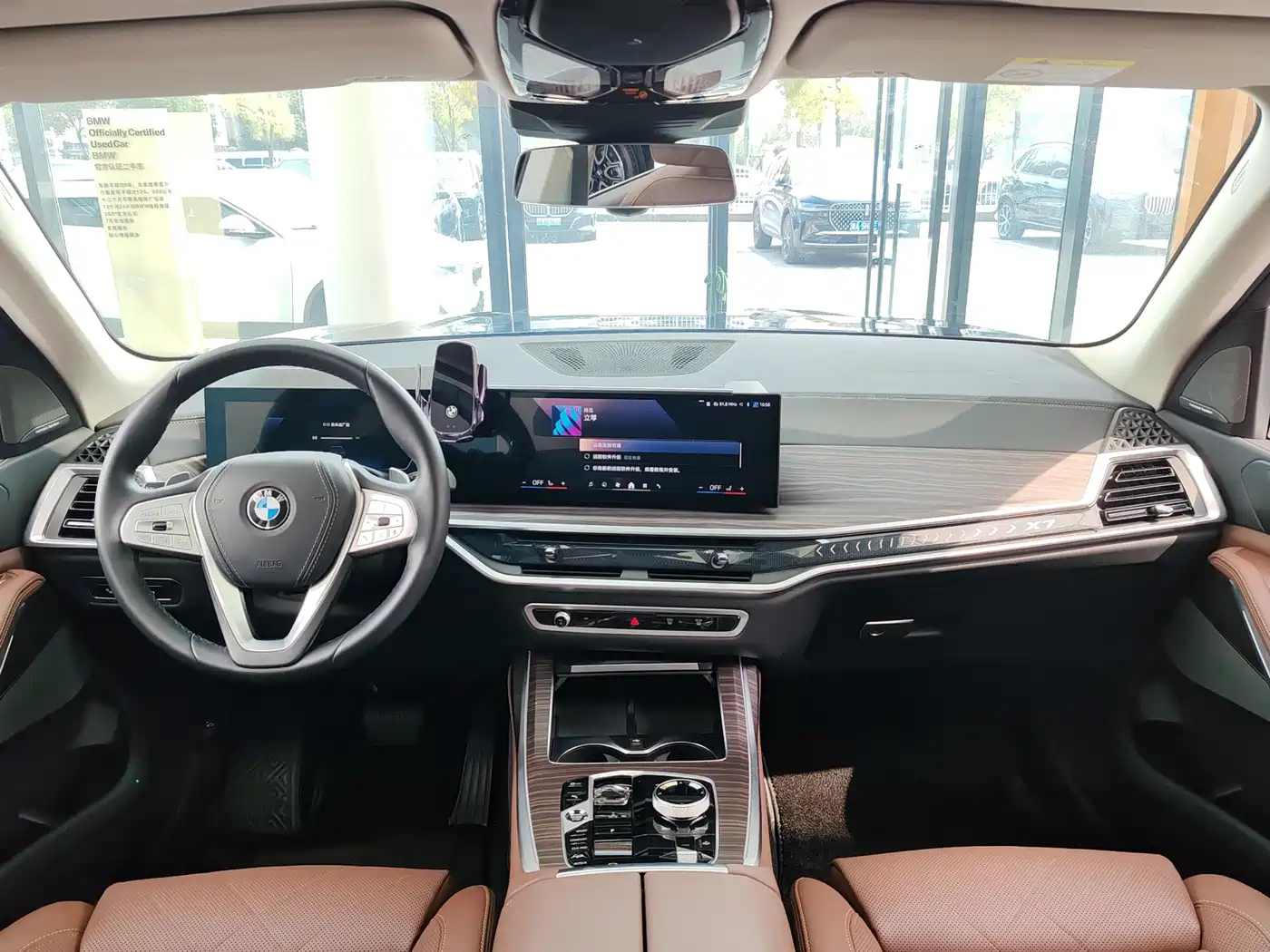 BMW X7 2024 xDrive40i Leading Luxury Package фото 11