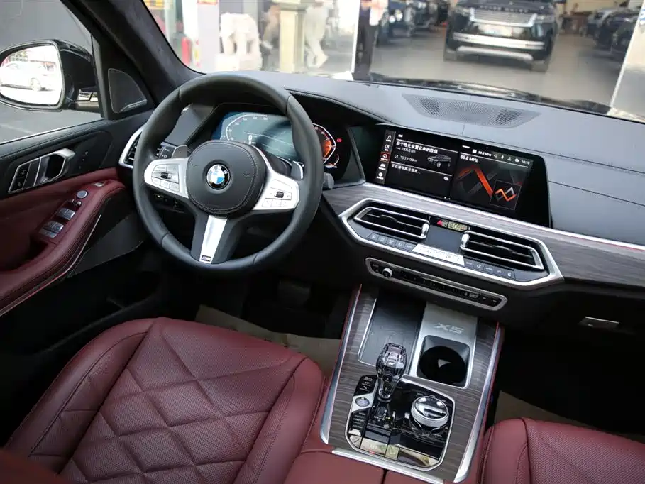 BMW X5 2022 Facelift xDrive 40Li M Sport Package фото 12