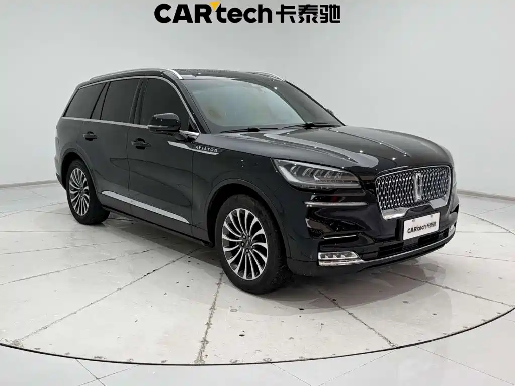 Lincoln Aviator, миниатюра 4