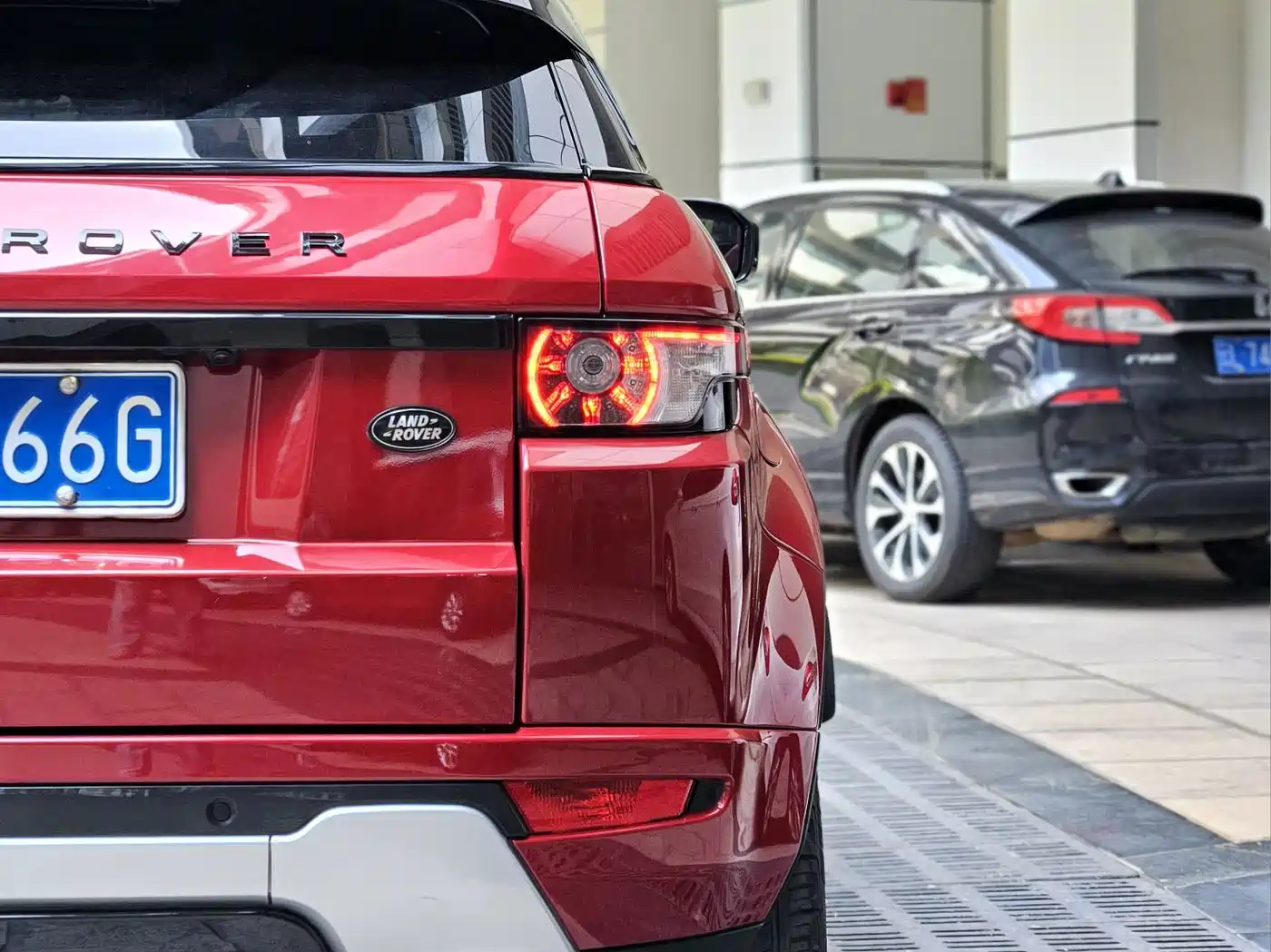 Land Rover Range Rover Evoque (Import) 2013 2.0T 3-door Dynamic Edition фото 24