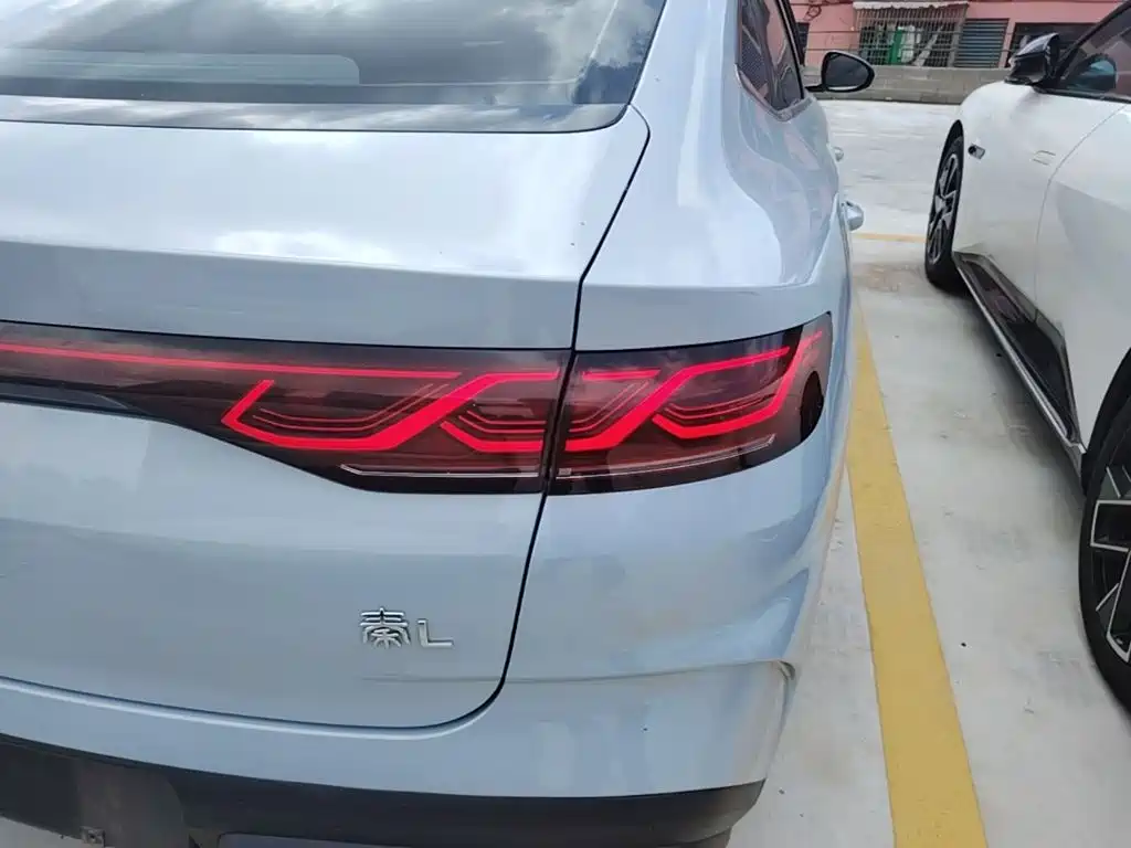 BYD Qin L 2024 2024 DM-i 80KM Leading Edition