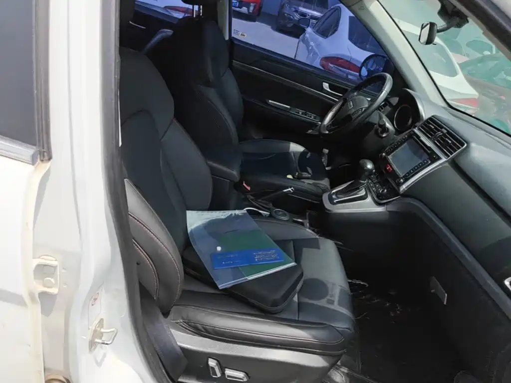 Фото 25 - Haval H6