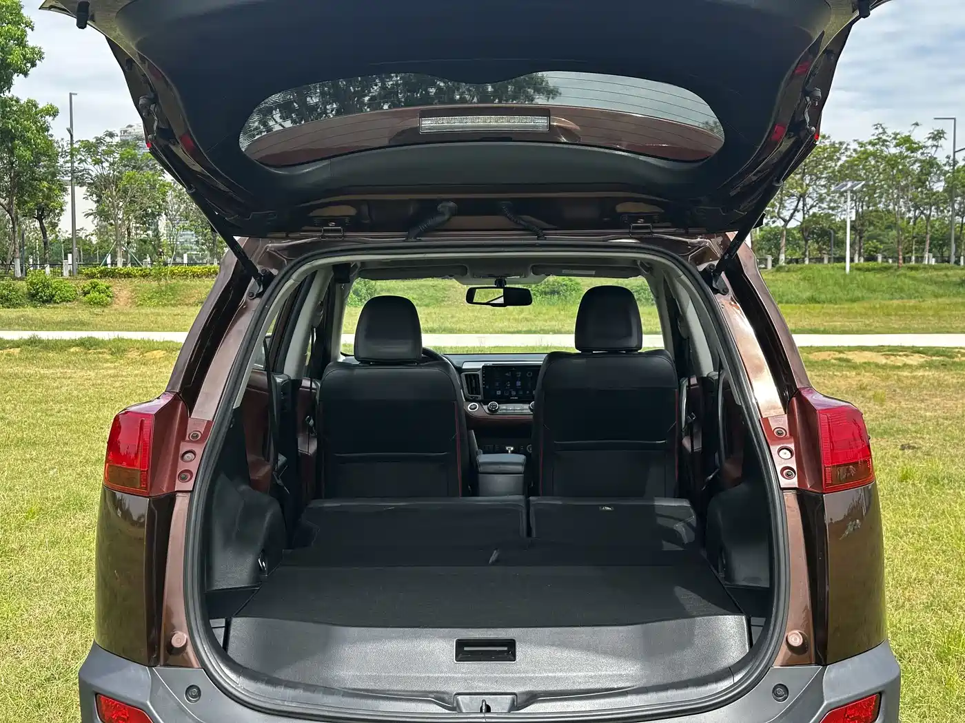 Toyota RAV4 Rongfang 2013 2.5L Auto 4WD Elite фото 10