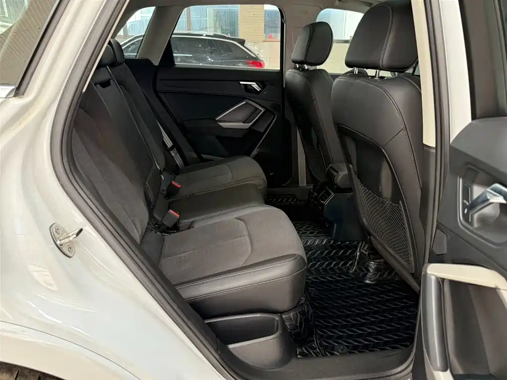 Audi Q3 2022 35 TFSI Progressive Dynamic фото 14